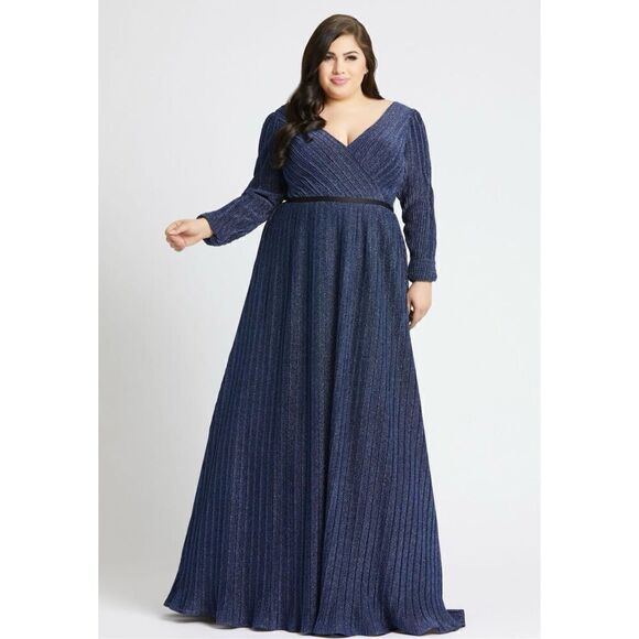 Mac Duggal NWT size 18W shimmering v neck long sleeve gown 48892 plus size mothe - Picture 1 of 16